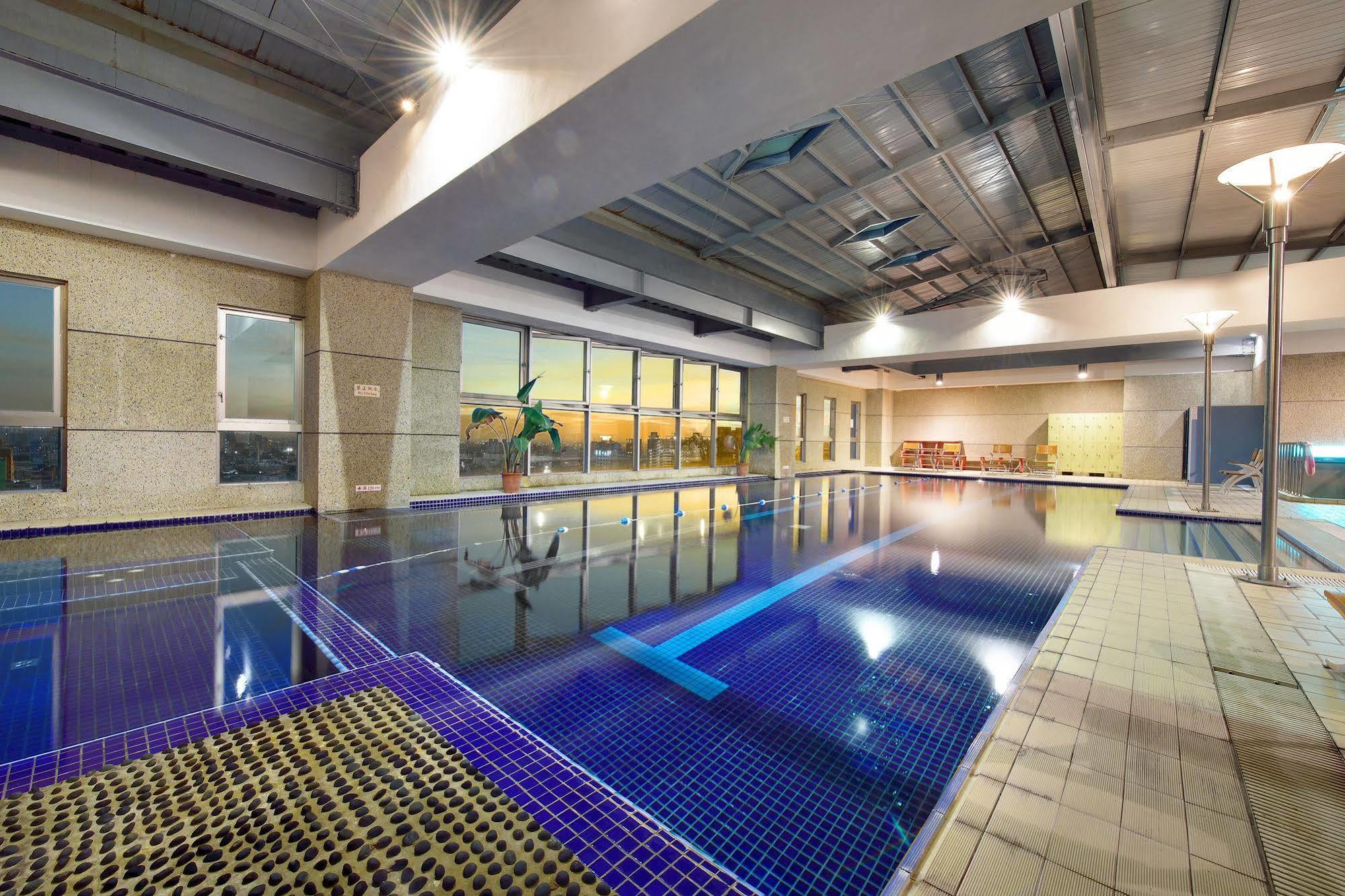 Howard Plaza Hotel Hsinchu Dış mekan fotoğraf